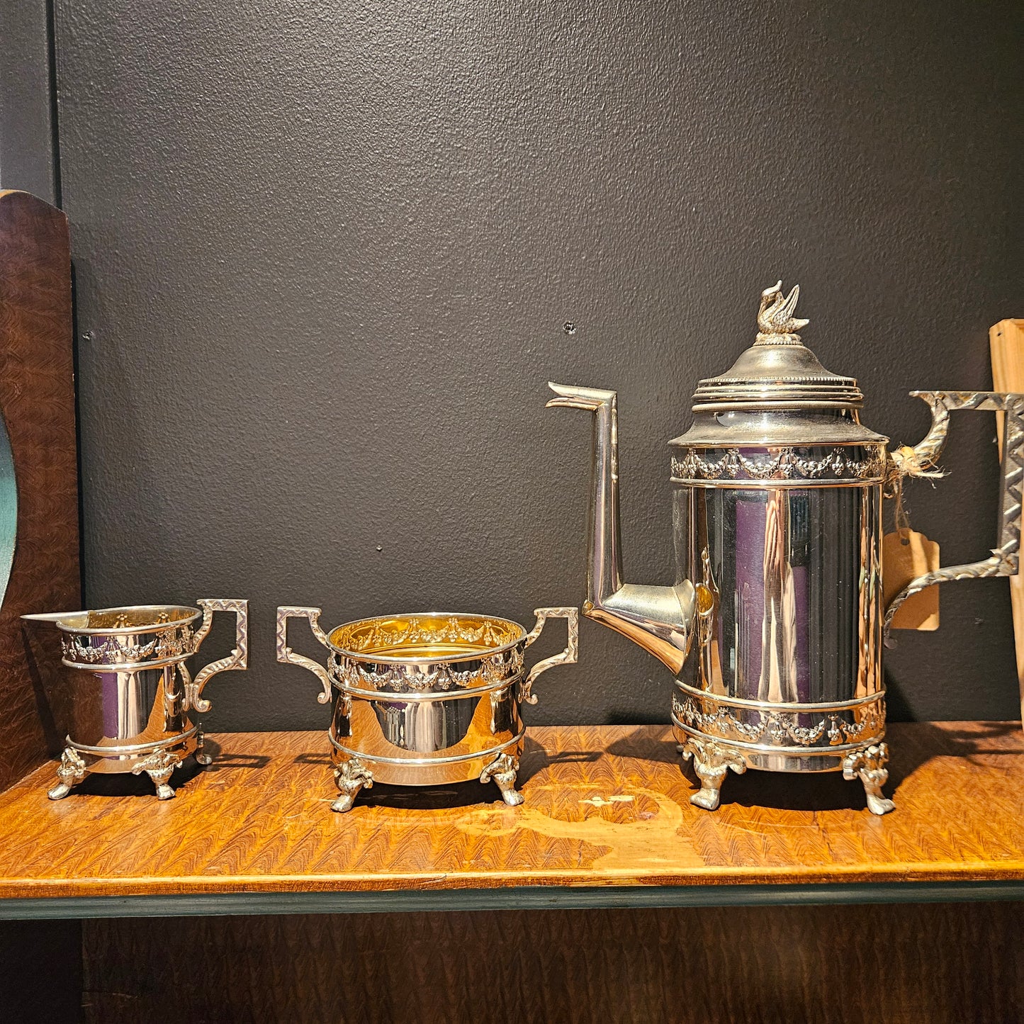 Kaffeservis i metall tre delar