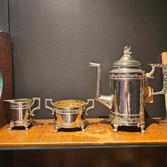 Kaffeservis i metall tre delar